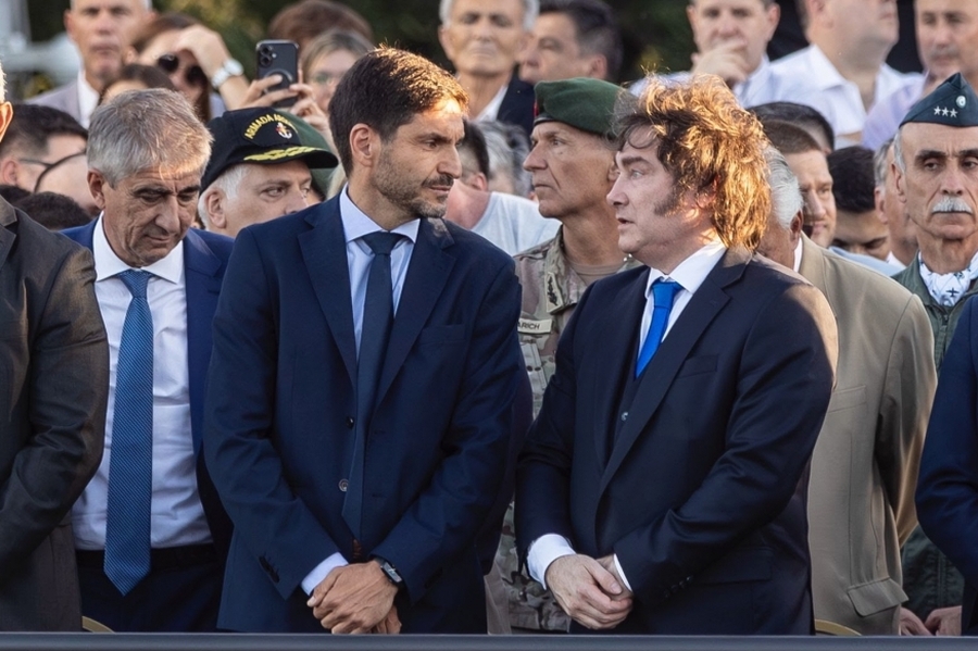 El gobernador Maximiliano Pullaro participó del acto central por los 213 años del Combate de San Lorenzo