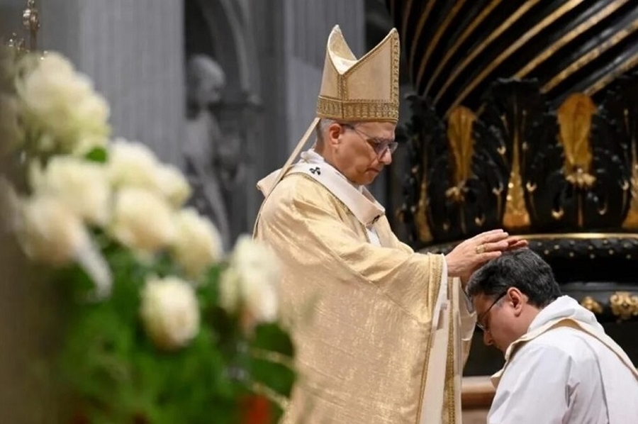 Carta apostólica de León XIV sobre los sacerdotes y su identidad