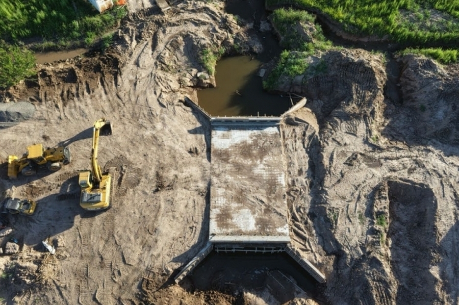 Más obras para la producción: el Gobierno Provincial, cerca de finalizar el reacondicionamiento de Canal Irigoyen