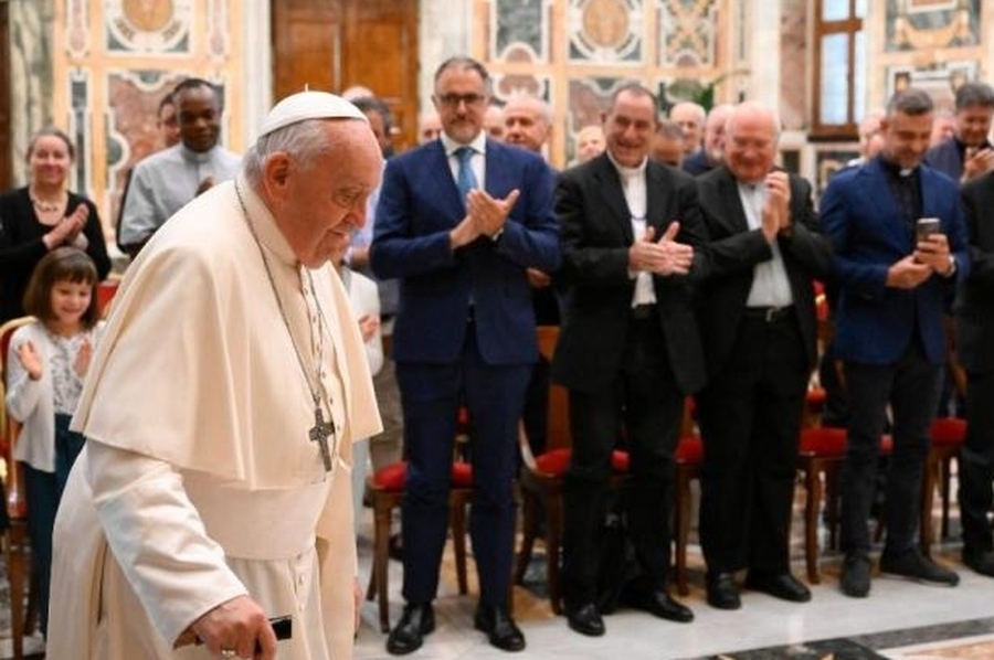 El Papa: que la Biblia sea cada vez más patrimonio de todos