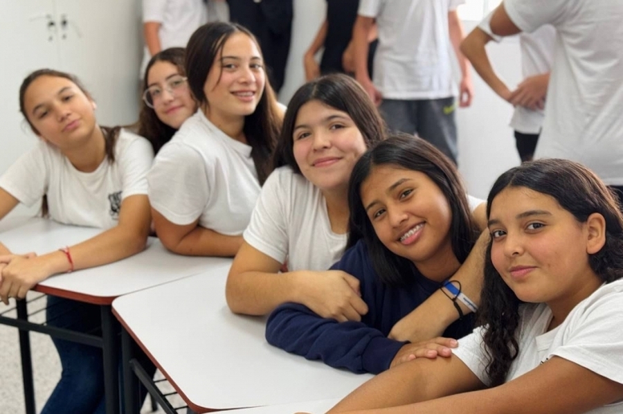 Plan FinEs 2026: abrieron las inscripciones para que estudiantes de escuelas santafesinas puedan terminar la secundaria