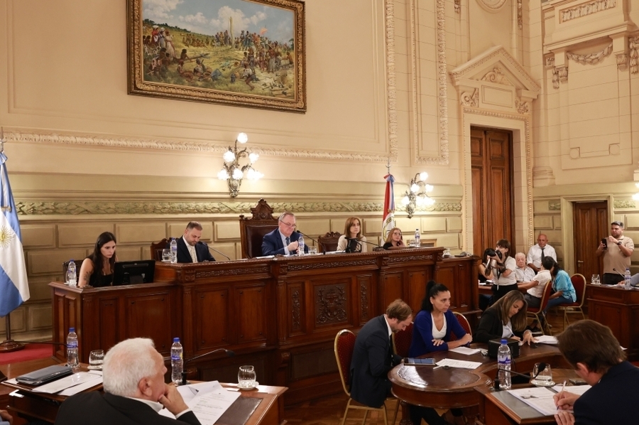 Media Sanción a la Ley de Política Tributaria para el año 2026