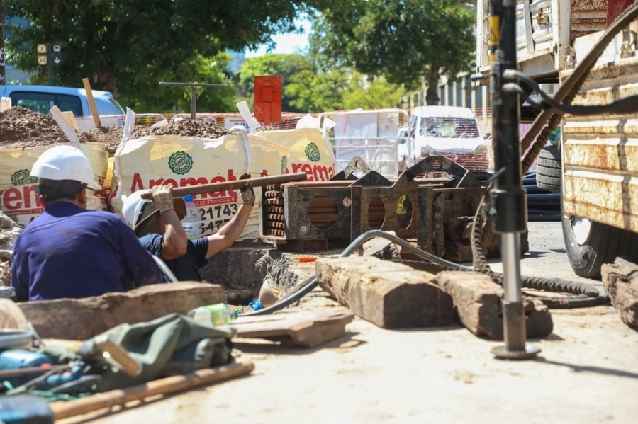 Aguas Santafesinas redujo 44 % los reclamos pendientes y bajó en un 72 % el tiempo de resolución