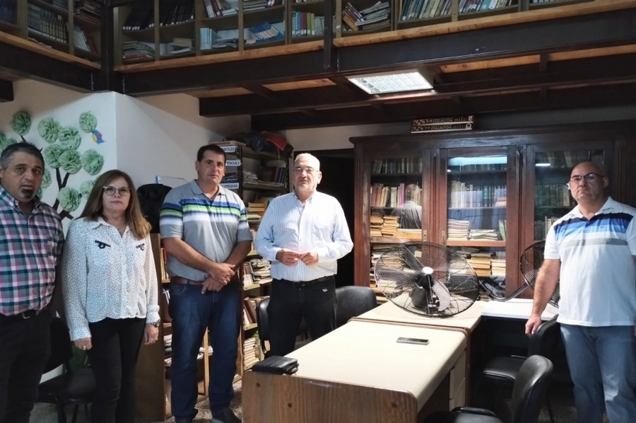 Calvo visitó la Asociación Civil Biblioteca Popular Mariano Moreno y el Centro Cultural Jaque Mate de Santa Clara de Saguier