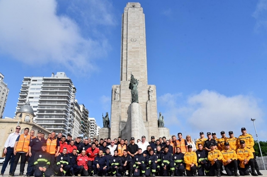 Brigadistas santafesinos colaborarán en la búsqueda y rescate de víctimas en el derrumbe del Hotel Dubrovnik