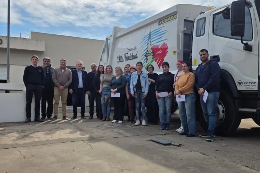 Villa Trinidad sumó un camión recolector y distribuyeron $15.500.000 en aportes a instituciones