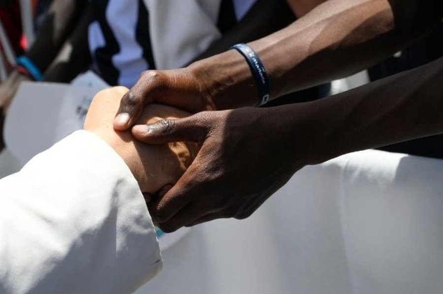 León XIV pide proteger a los menores migrantes y reconocer en ellos el rostro de Cristo