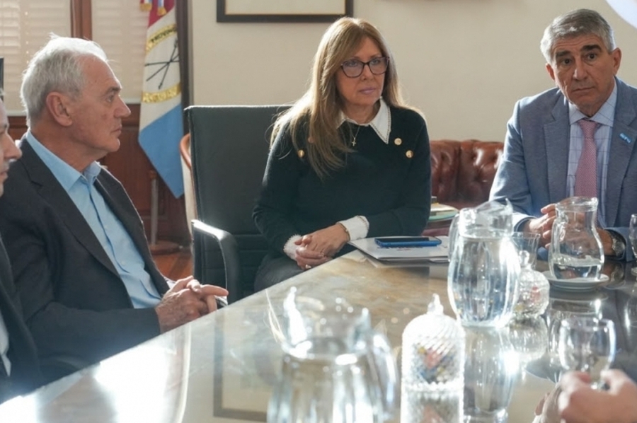 Región Centro: Santa Fe, Entre Ríos y Córdoba firmaron un acuerdo para reconocer documentos oficiales sin trámites adicionales