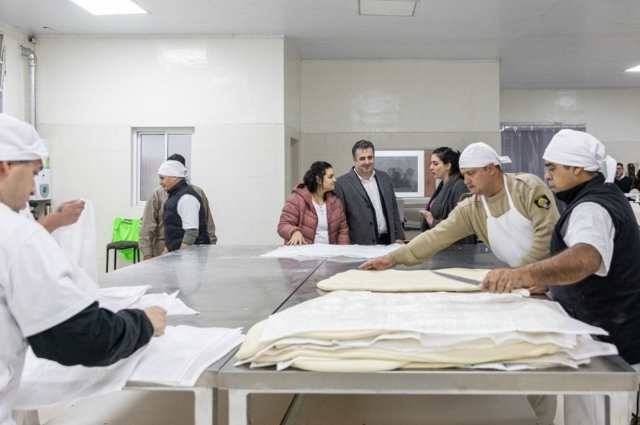 En la Unidad Penitenciaria de Las Flores ya funciona un taller de panadería