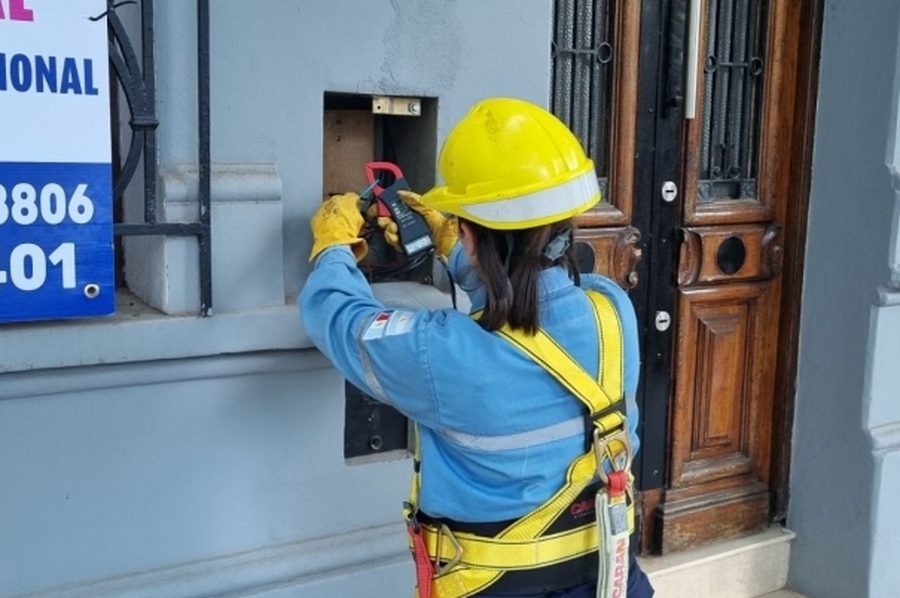 EPE detectó otras 7 mil conexiones irregulares y asciende a $2.900 millones el dinero recuperado por el fraude