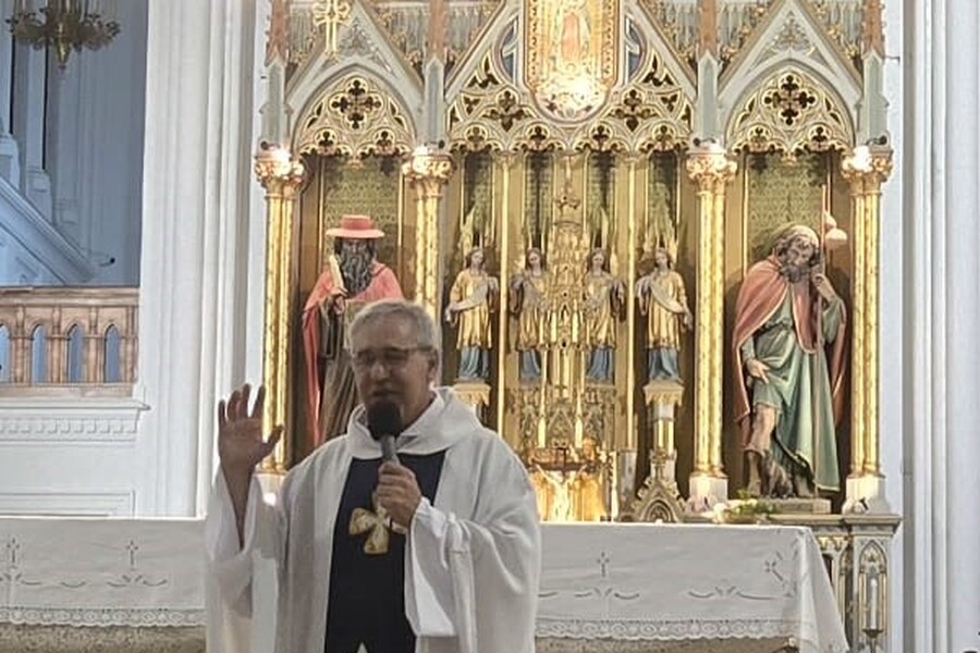 Padre Marcelo Blanche: 