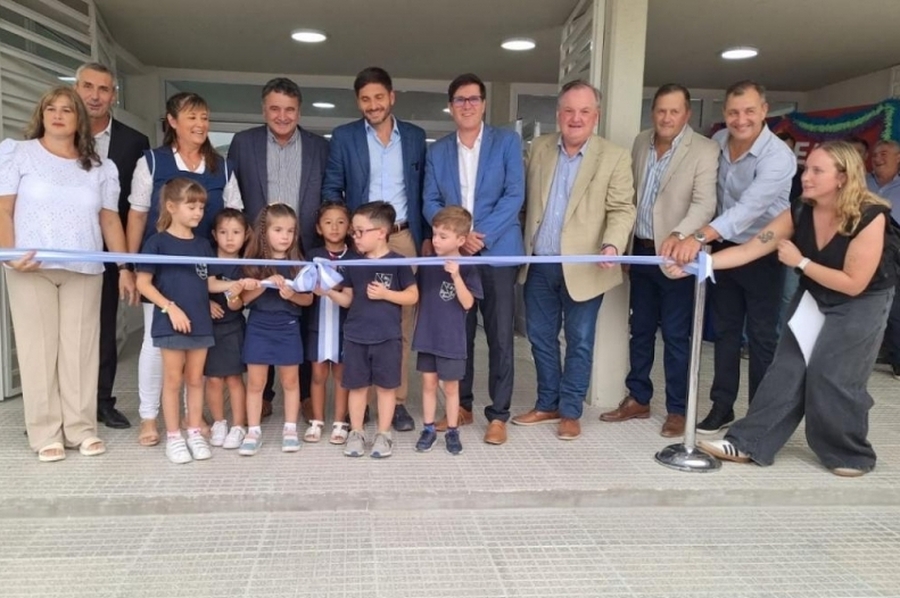 El Gobernador Maxi Pullaro inauguró el nuevo edificio del “Jardín N° 40 Mariano Moreno” de San Cristóbal