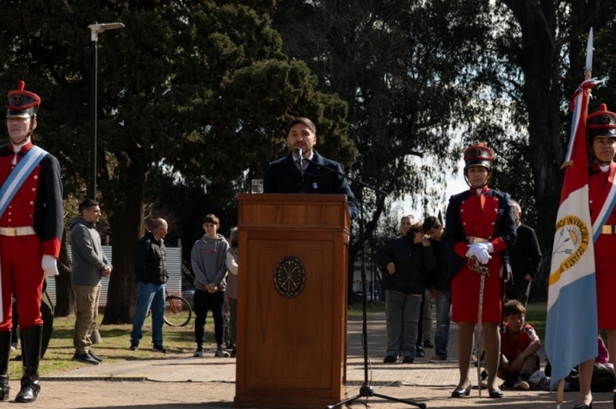 Pullaro: “San Martín luchó por la libertad y nosotros hoy debemos honrarlo luchando unidos por la igualdad para salir adelante”