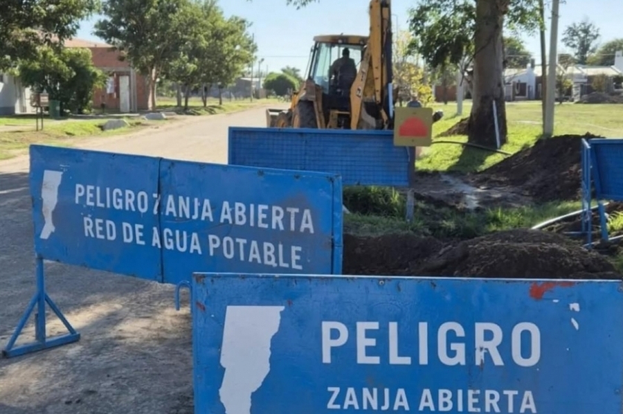 Santa Margarita y Gregoria Pérez de Denis: Avanza la red de agua en el norte