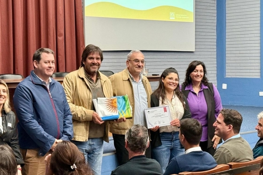 Calvo participó del inicio del programa Experiencia Educativa INTA en Rafaela