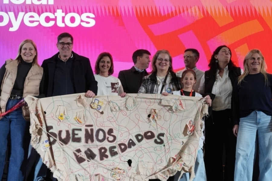 Scaglia: “A la educación la construimos en comunidad”