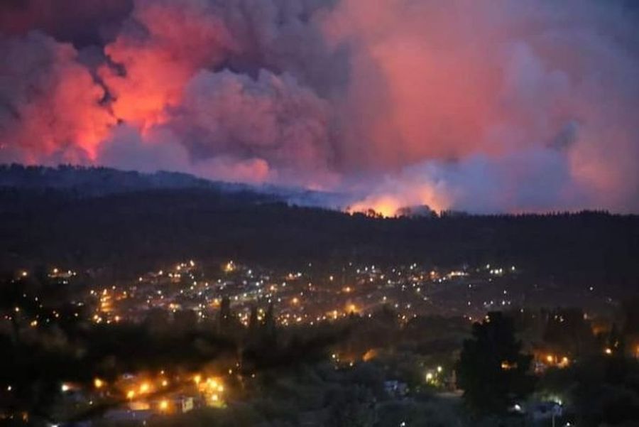 Heridos y evacuados por la activación de 5 focos de incendio en la zona de Lago Puelo