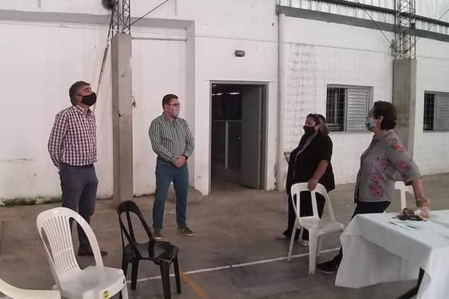Borla junto a Bastia visitaron Vera y Pintado, recorrieron instituciones donde entregaron aportes