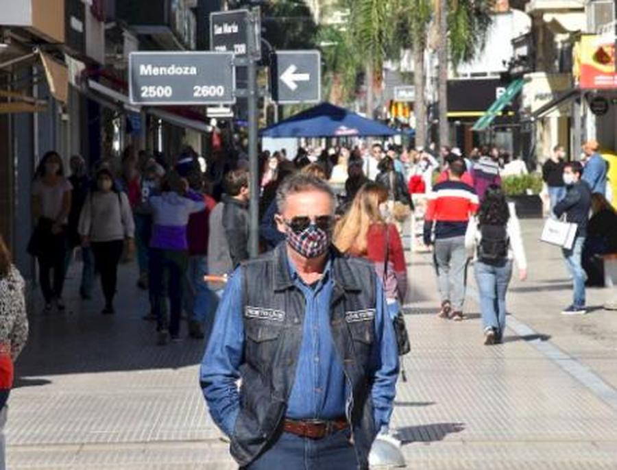 Santa Fe ciudad informó más positivos diarios que Rosario