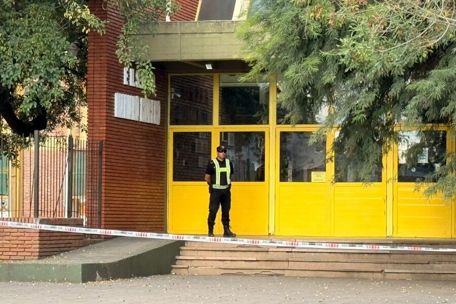 San Cristóbal: Provincia continúa trabajando con la comunidad educativa y los vecinos de la ciudad con acciones de asistencia y contención