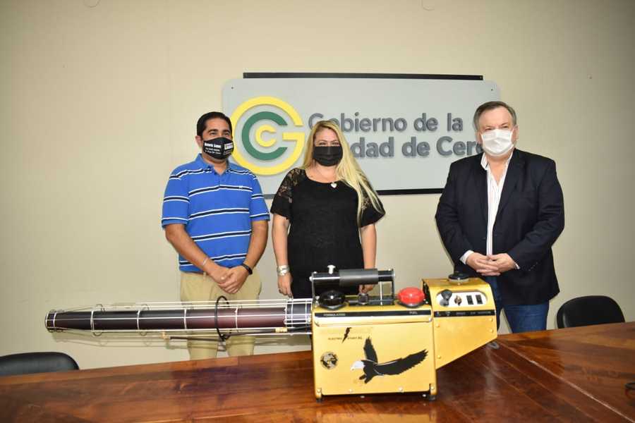 El Senador Michlig entregó al municipio de Ceres una sofisticada máquina termoniebla para fumigación contra el dengue