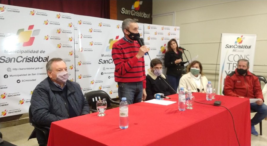 El Municipio de San Cristóbal realizó una nueva entrega de FAE a 23 instituciones educativas