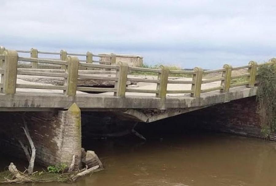 Comenzaron las obras sobre el puente de Laguna La Verdecita, al norte del Departamento San Cristóbal
