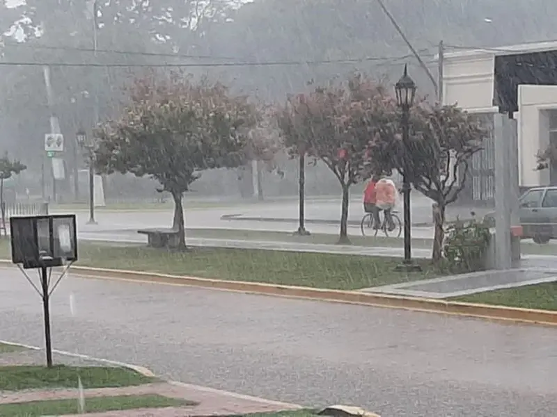 La lluvia dejó pocos milímetros en la región y anticipan tormentas para este martes
