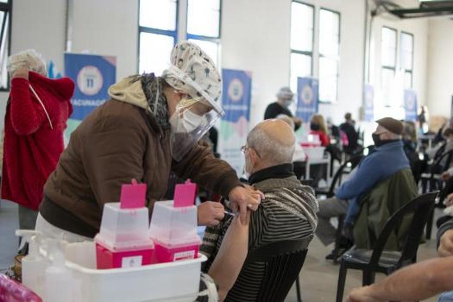 Casi el 40% de los vacunados en Santa Fe tienen la dos dosis