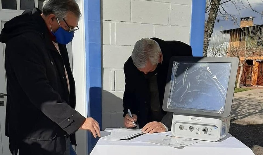 Entregaron dos respiradores artificiales al SAMCo de Pilar