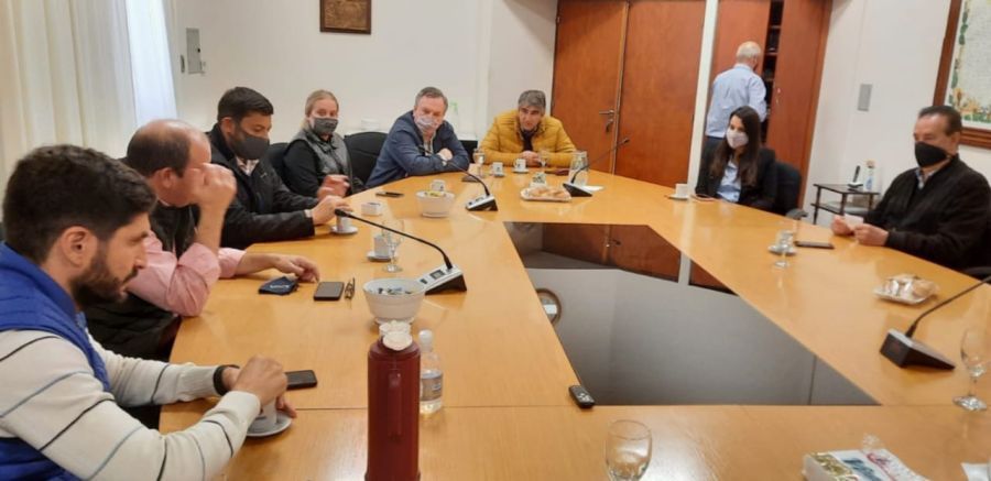 El diputado Fabián Bastía visitó la cooperativa Unión Agrícola de Avellaneda