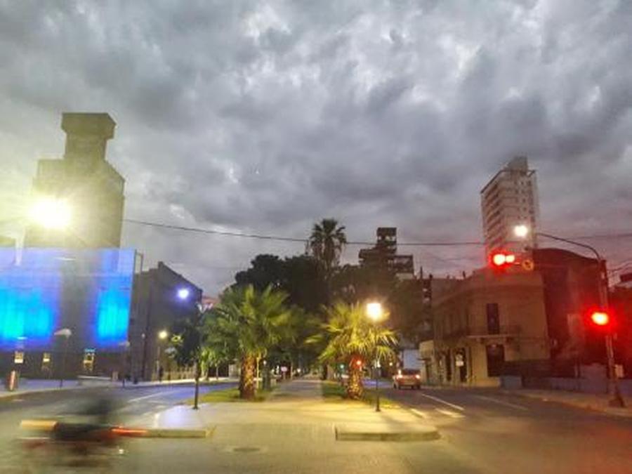 Rige un alerta por vientos y tormentas fuertes para Santa Fe y el centro de la provincia