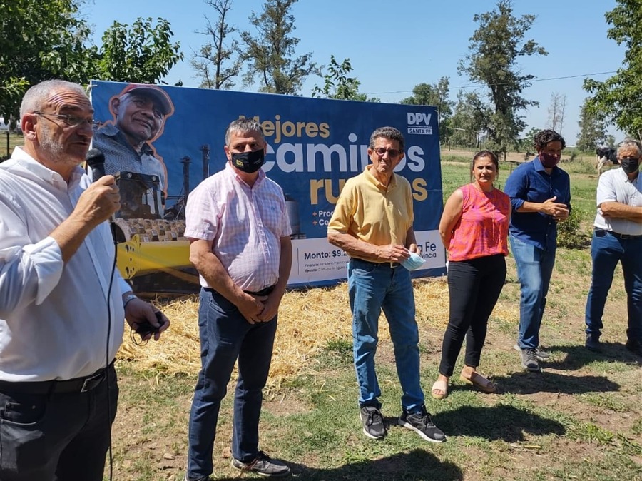 Caminos de la Ruralidad: Egusquiza y Josefina firmaron convenios